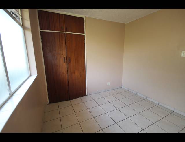 3 BEDROOM APARTMENT FOR SALE IN SINOVILLE